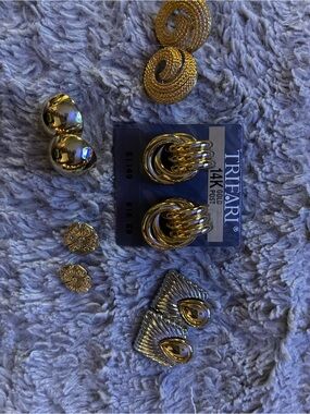 Vintage Shiny Gold Multi-Pair Earring Set Never Worn